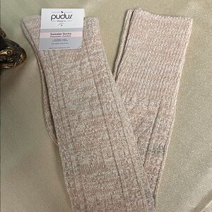 Pudus Women's Cream Sweater Socks